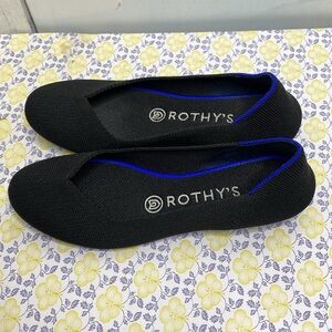 Rothy’s The Flat Round toe shoes in black size 7